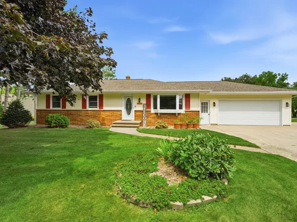 3090 W 1st Ave, Appleton, WI 54914