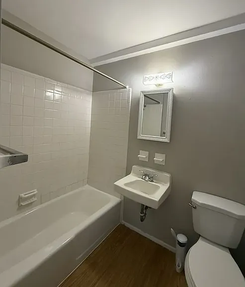 1113 Riverside Ave #4G — Photo 12