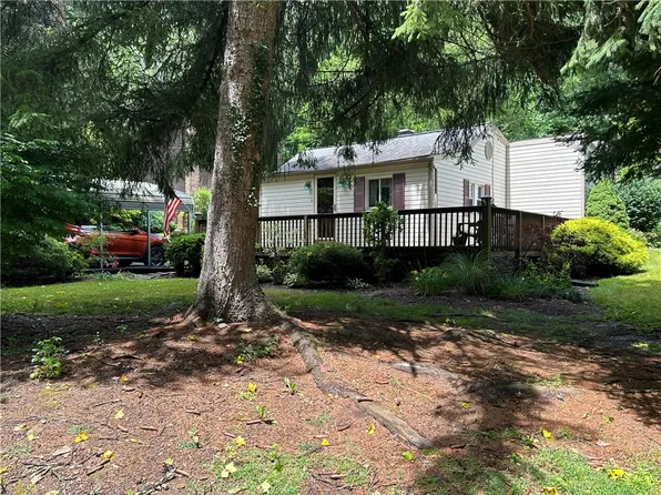 870 Bocktown Rd, Crescent, PA 15046