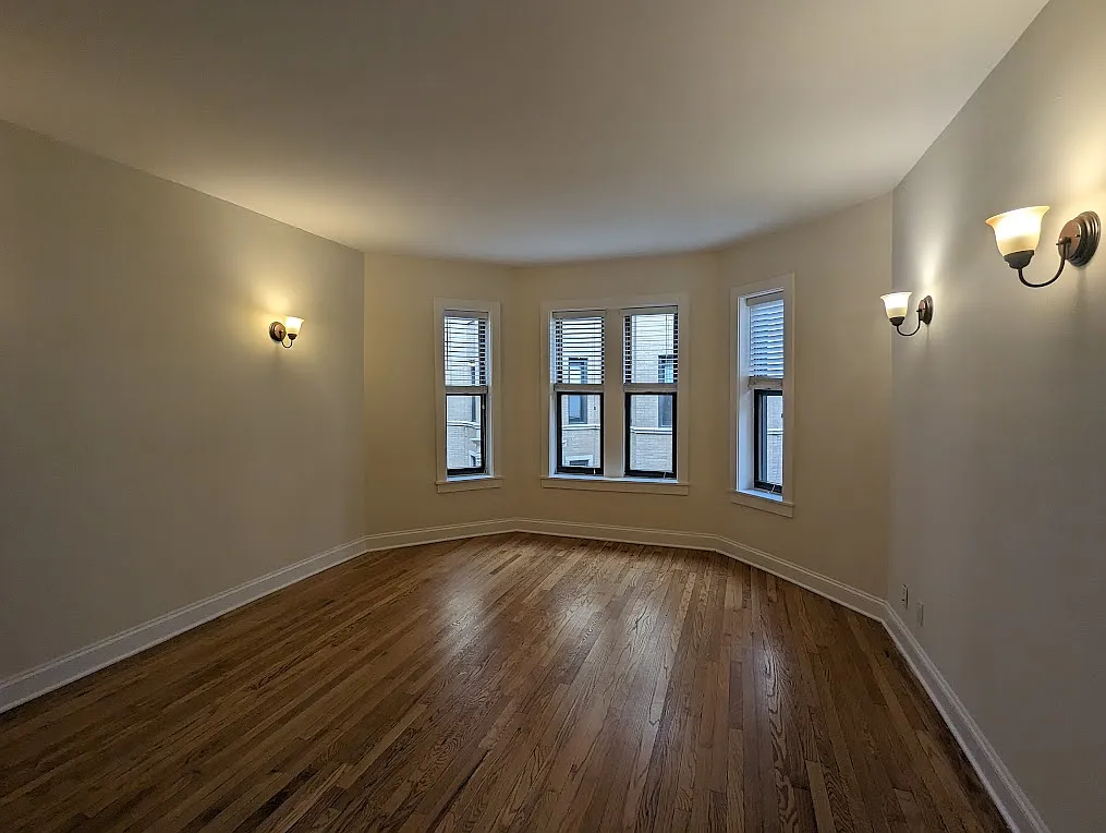 Studio, 600 sqft, $1,525 — Photo 2