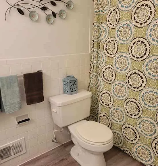 Carriage Hill Apartments - Dearborn Heights, MI — Photo 26