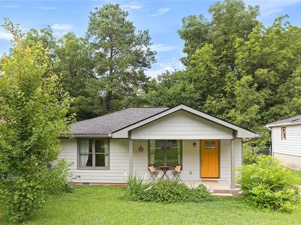 2280 Larchwood Rd SW, Atlanta, GA 30310