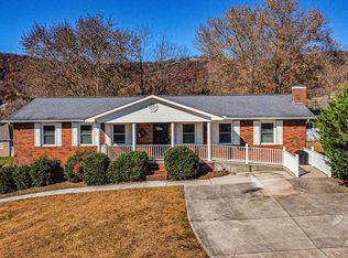 334 Indian Mound Cir, Jacksboro, TN 37757