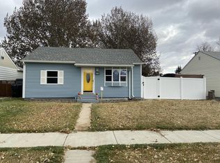 804 13th Ave W, Williston, ND 58801