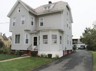 16 Summer St, Chicopee, MA 01020