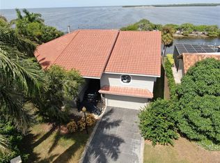 5737 Westshore Dr, New Pt Richey, FL 34652