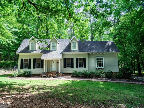 43 Creek Ridge Dr, Lagrange, GA 30240