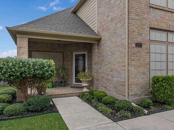 3rd image of 511 Belmark Ct