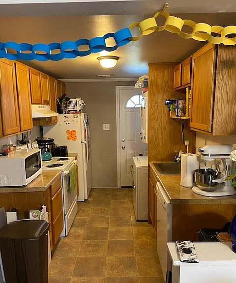 314 Crest Dr — Photo 10