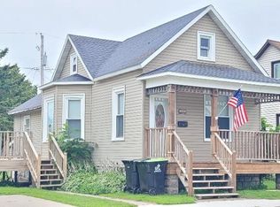 1609 15th Ave, Menominee, MI 49858