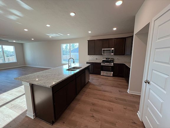 2nd image of 219 New Dawn Trl