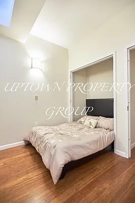 Rented by Uptown Property Group | media 53