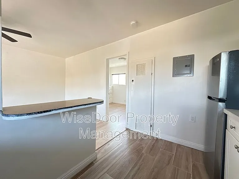 5934 Cloverly Ave #C — Photo 6