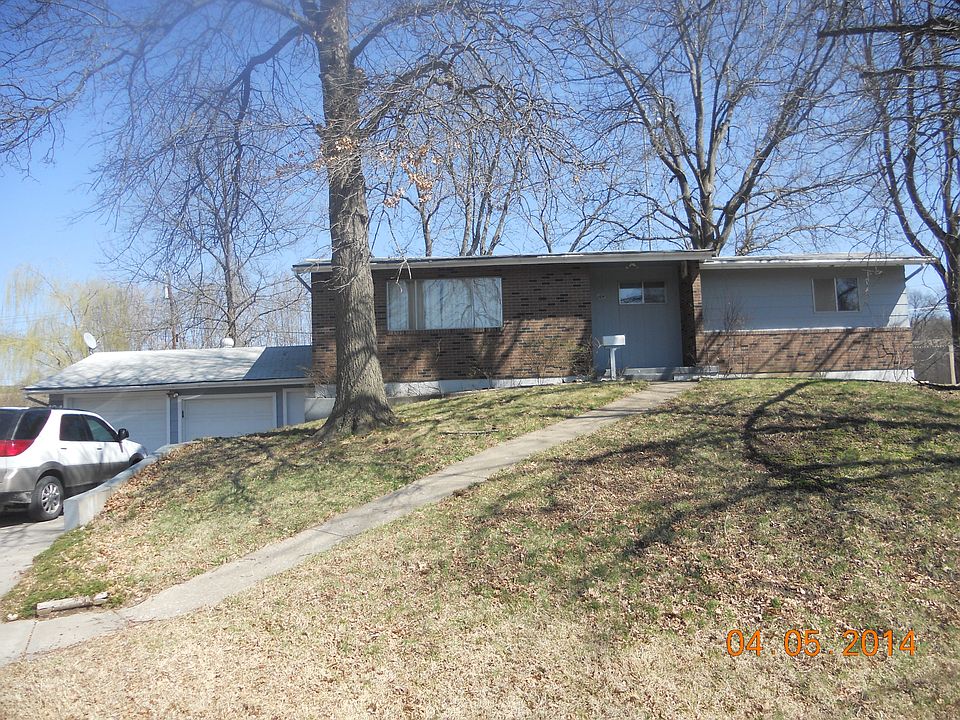 1st image of 104 NW 22nd St