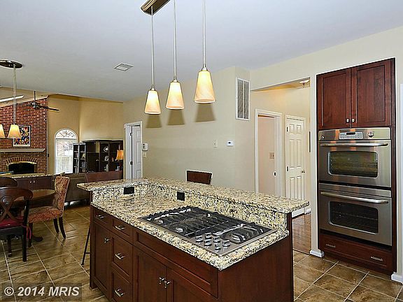 3rd image of 2511 Branding Iron Ct