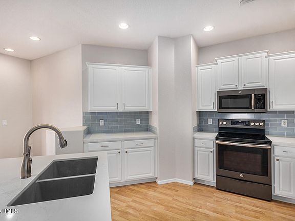 5th image of 7235 E DESERT HONEYSUCKLE Drive