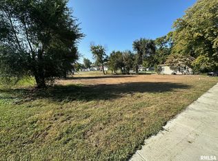 1510 Lind St, Quincy, IL 62301