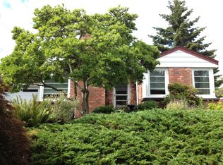 2206 NE 80th St, Seattle, WA 98115