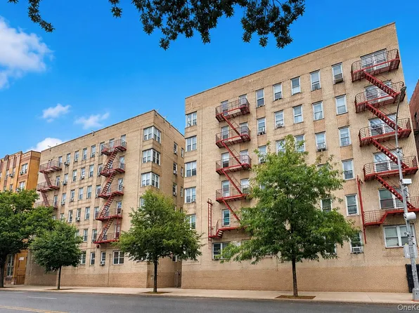 2160 Bronx Park E #1F, Bronx, NY 10462