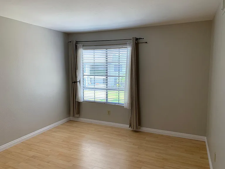 8513 Summerdale Rd — Photo 4