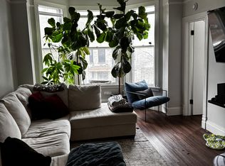 3351 N Kenmore Ave APT 1, Chicago, IL 60657