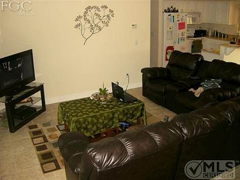 4th image of 1433 SE 17th Ave
