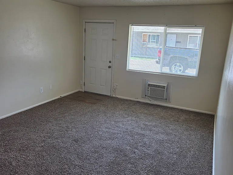 236 High St #2 — Photo 2