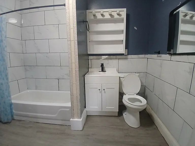 928 Burnet Ave #2 — Photo 8