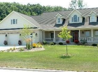 2464 Reginald Hl, De Pere, WI 54115