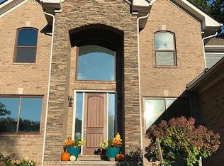 5575 Ciderberry Dr, Brighton, MI 48116