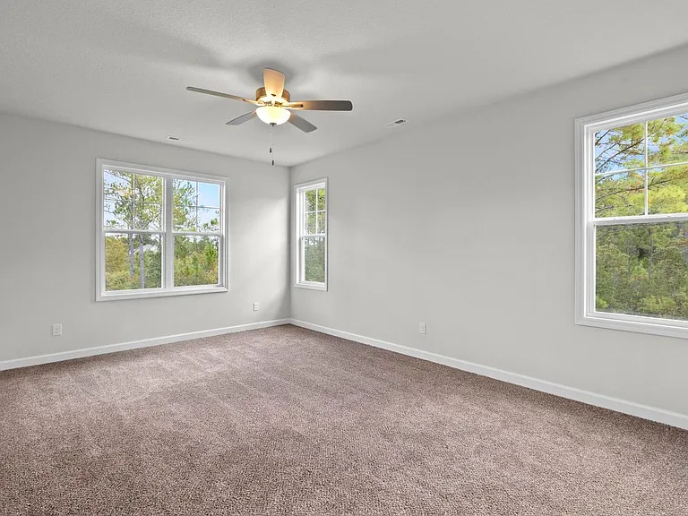 2035 Folkstone Woods Ln — Photo 22
