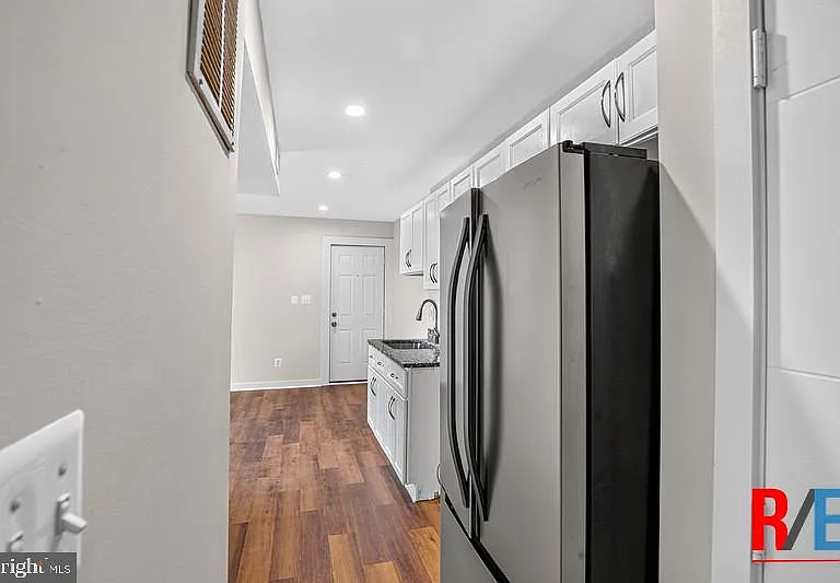 4306 Halley Ter SE #4 — Photo 9