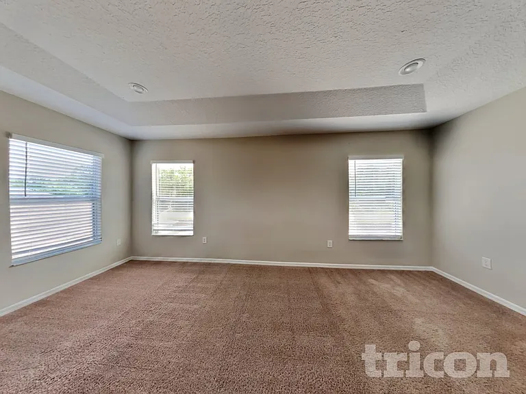 4667 Caverns Dr — Photo 5