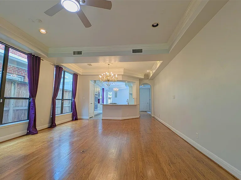 1307 Riverine Ct — Photo 6