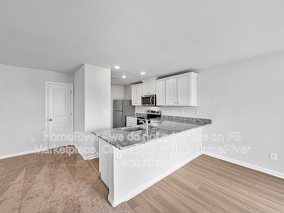 5th image of 414 Apex Cir