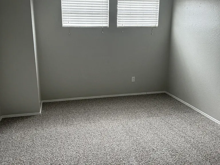 5976 Westcreek Ct N — Photo 20