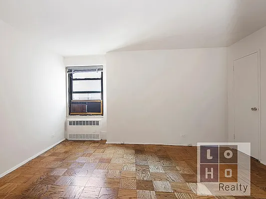 Sold by LoHo Realty | media 11