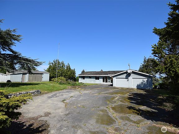 3rd image of 432 W Anderson Road
