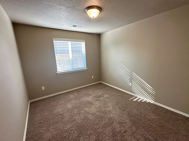 2663 Torrey Pines Way — Photo 11