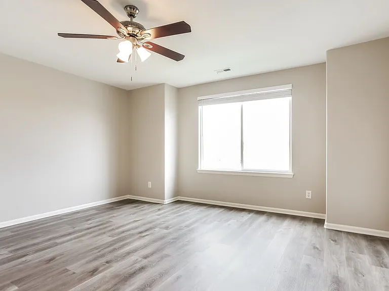 1162 S Fultondale Cir — Photo 11