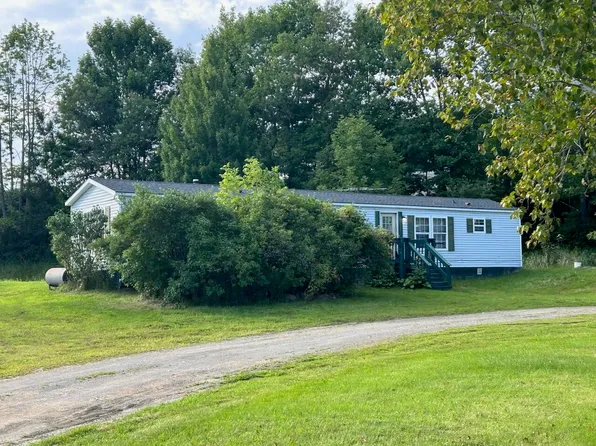 380 Vaughn Road, Dover-Foxcroft, ME 04426