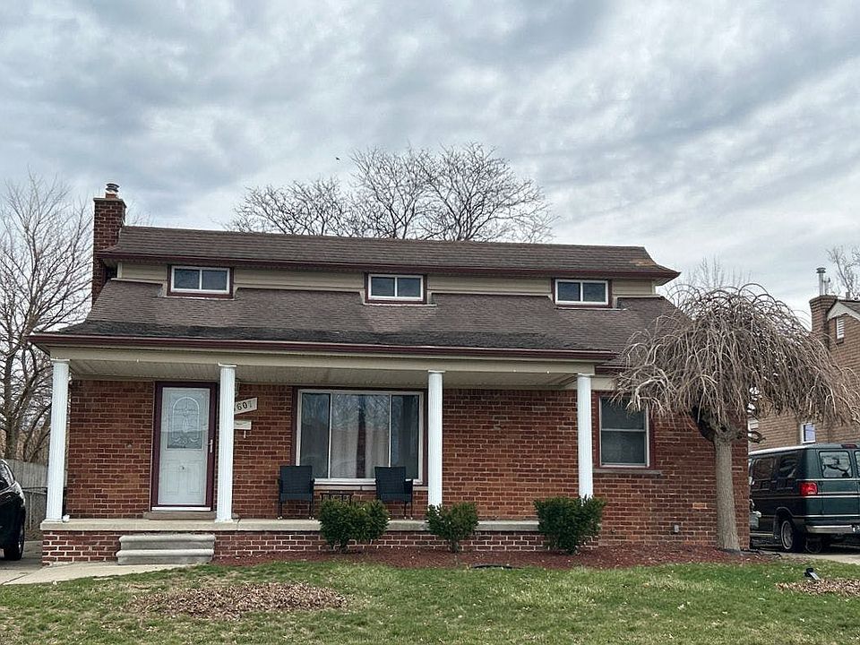 1st image of 15601 Churchill St