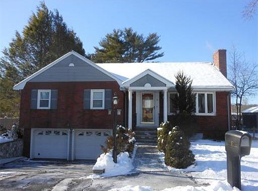 2nd image of 8 Kennedy Cir
