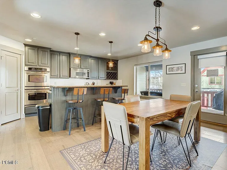 5662 Oslo Ln — Photo 8