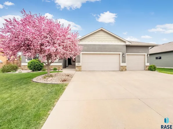 108 S Red Willow Ave, Sioux Falls, SD 57110