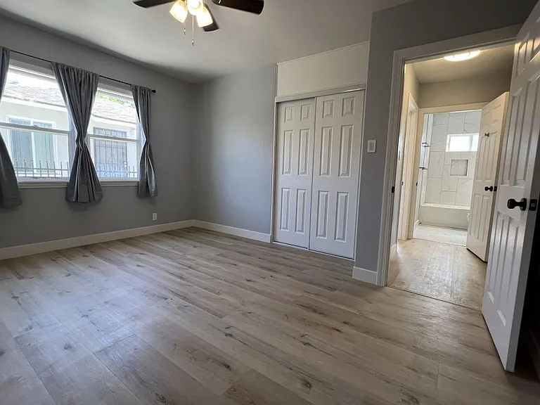 938 Temple Ave #1 — Photo 24