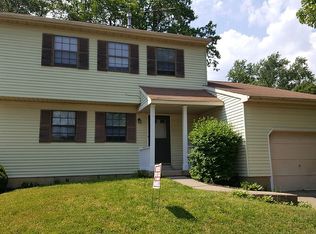 15220 Bernita Dr, Philadelphia, PA