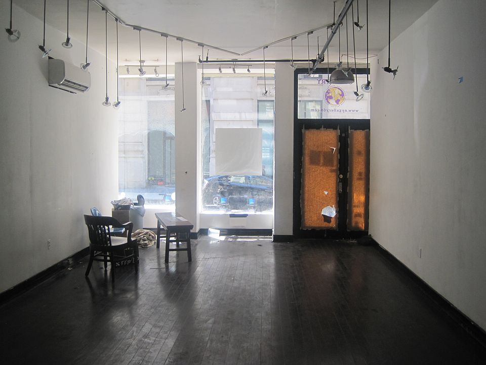2nd image of 69 Leonard St #00