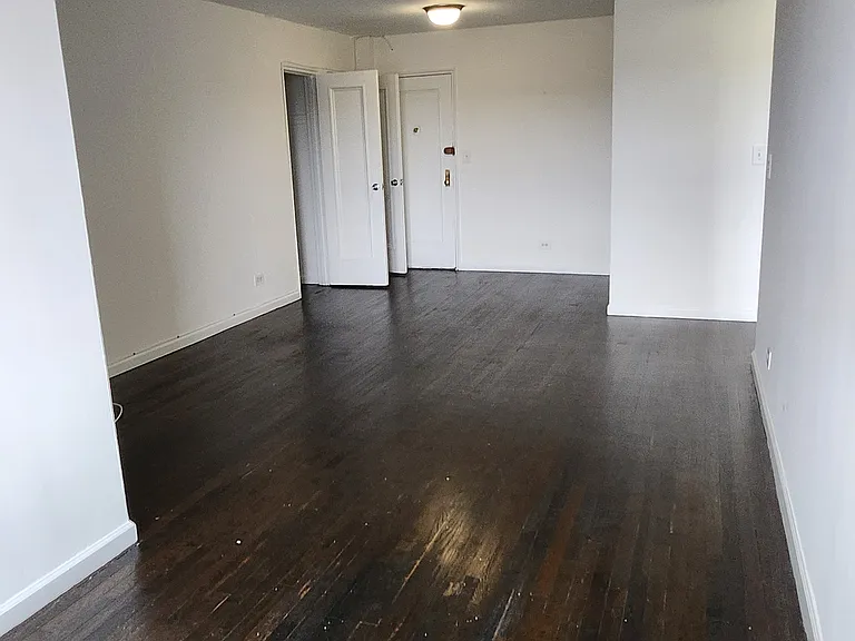 510 Riverdale Ave #7K — Photo 2