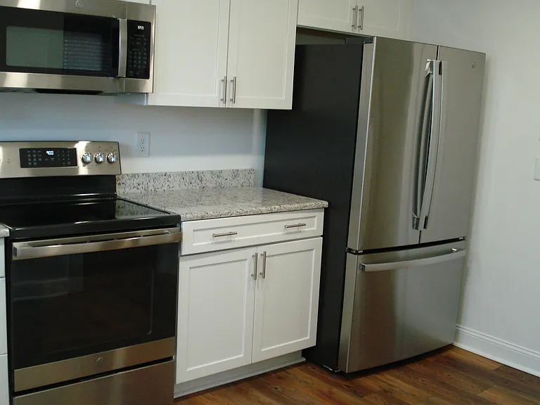 2427 Stanley Ave SE #A — Photo 5